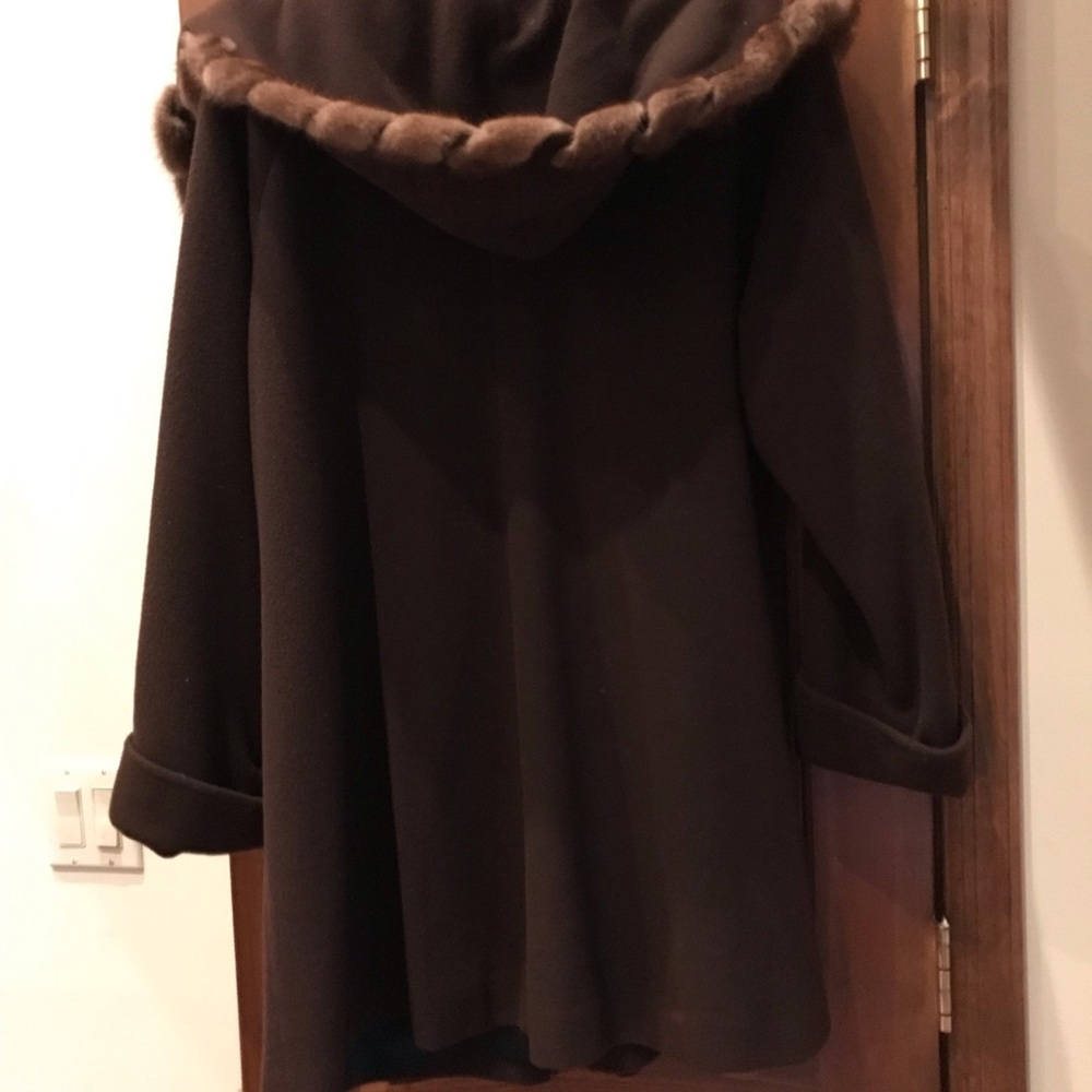 J. Percy for Marvin Richards mink trimmed coat - Picture 2 of 2
